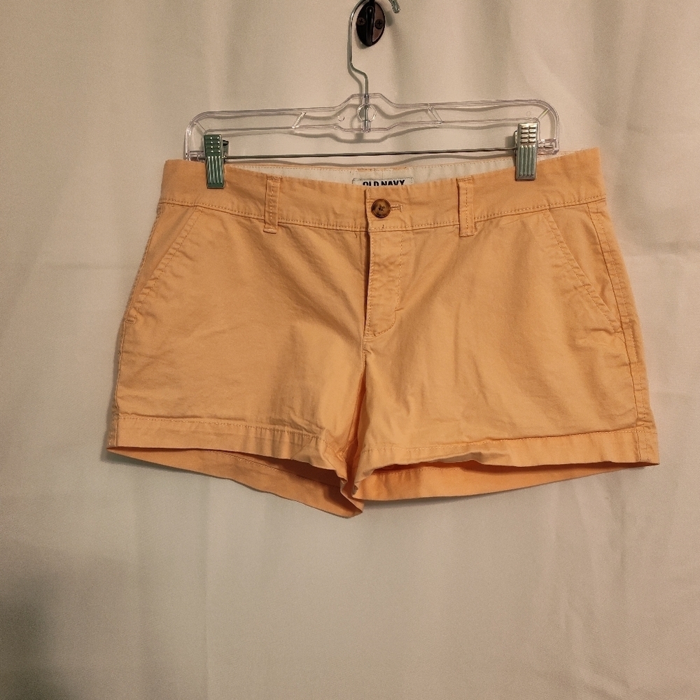 Old Navy Peach Chino Shorts